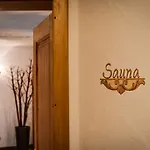 Andrea هولزاغو